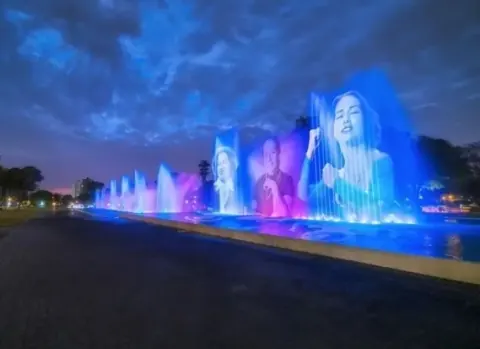 Excursión de día completo a Lima: reyes y reinas + tour al parque acuático mágico.